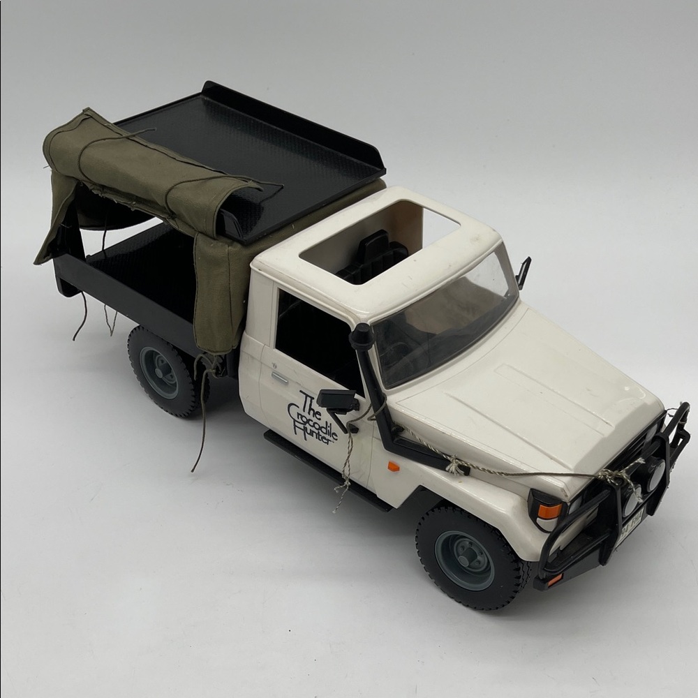 Vintage The Crocodile Hunter “Troopy” Toyota Land Cruiser Toy Truck